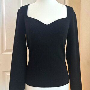 sweetheart neckline thick long sleeve top